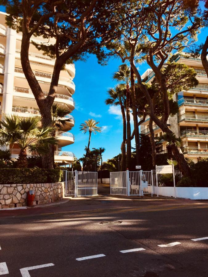 Cannes Croisette &Palm Beach,Parking ภายนอก รูปภาพ